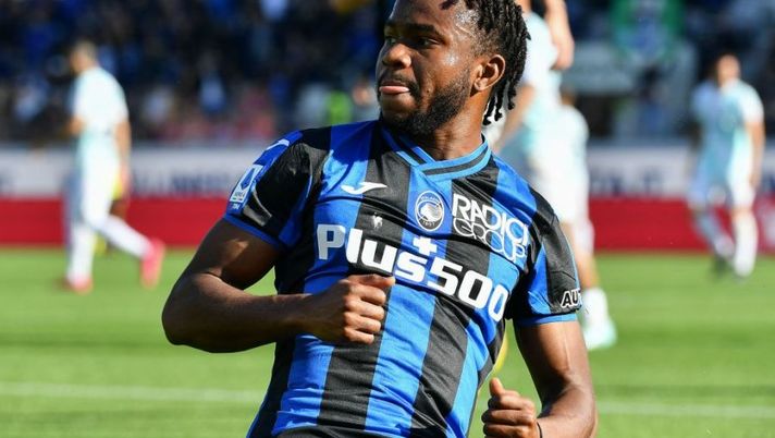 Atalanta's Nigerian forward Ademola Lookman celebrates after opening the scoring during the Italian Serie A football match between Atalanta and Inter on November 13, 2022 at the Atleti Azzurri d'Italia stadium in Bergamo. (Photo by Isabella BONOTTO / AFP) (Photo by ISABELLA BONOTTO/AFP via Getty Images) Atalanta, nessun mistero per Lookman dopo la panchina: in campo nell’amichevole di oggi - immagine 1