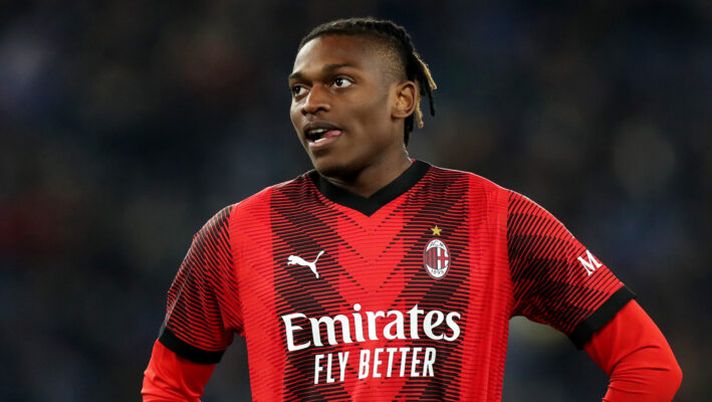 FLASH – Ammonizione per Leao, era diffidato: scatta la squalifica. Tre espulsi nella Lazio - immagine 1