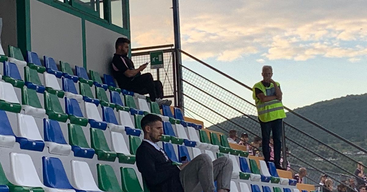 FOTO FeralpiSalò-Palermo, Mattia Baldini in tribuna allo stadio “Lino Turina”