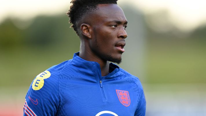 Twitter, la Roma ironizza: “Amo le pause delle nazionali” - immagine 1