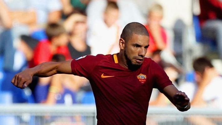 ROME, ITALY - AUGUST 20: Bruno Peres of AS Roma in action during the Serie A match between AS Roma and Udinese Calcio at Olimpico Stadium on August 20, 2016 in Rome, Italy. (Photo by Paolo Bruno/Getty Images) CONSIGLI – Cinque terzini da schierare per la 13a giornata al fantacalcio - immagine 1