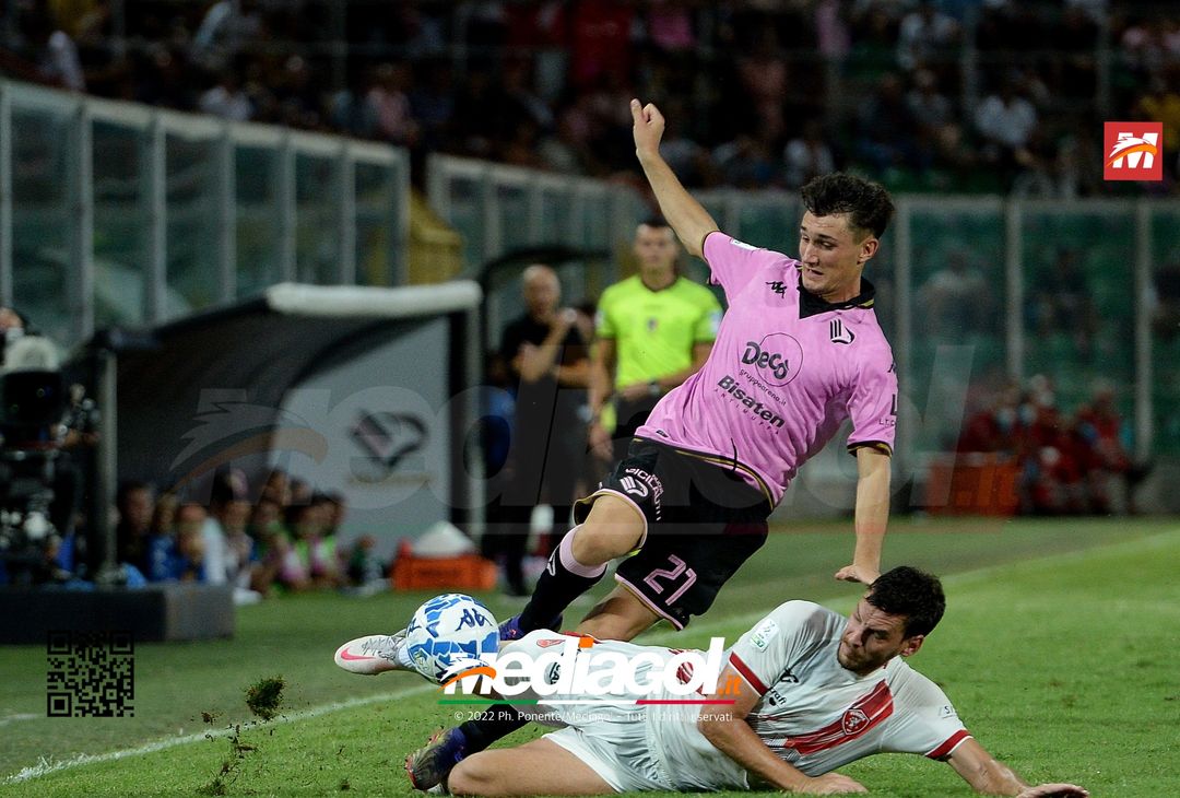 FOTO Palermo-Perugia 2-0 Serie B 2022-23 (Gallery) - immagine 31