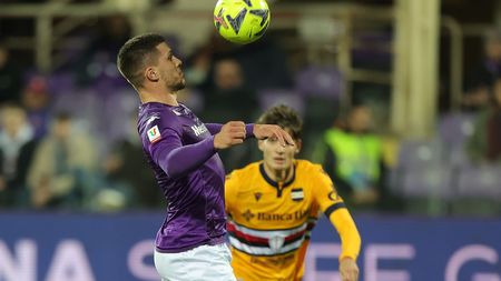 FLORENCE, ITALY - JANUARY 12: Luka Jovic of ACF Fiorentina in action during the Coppa Italia match between ACF Fiorentina and UC Sampdoria at Stadio Artemio Franchi on January 12, 2023 in Florence, Italy. (Photo by Gabriele Maltinti/Getty Images) Jovic