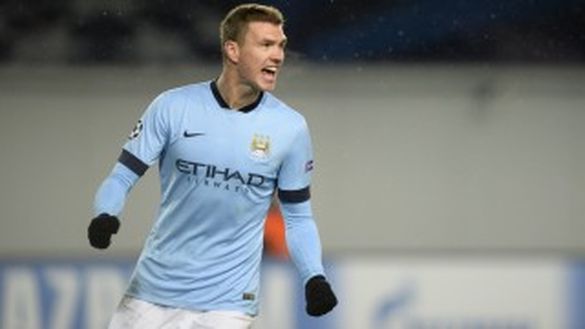 Edin Dzeko, attaccante del City (fonte fonte: www.paneecalcio.com) Edin Dzeko, attaccante del City (fonte fonte: www.paneecalcio.com)