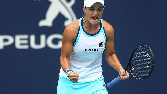 MIAMI GARDENS, FLORIDA - MARCH 30:  Ashleigh Barty of Australia celebrates at match point against Karolina Pliskova of Czech Republic in the final during day thirteen of the Miami Open tennis on March 30, 2019 in Miami Gardens, Florida. (Photo by Julian Finney/Getty Images) 