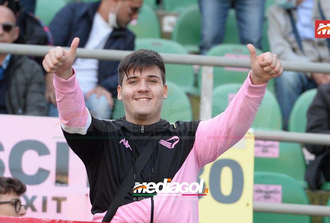 FOTO, i tifosi allo stadio per Palermo – Potenza 2-0 (Gallery) - immagine 39