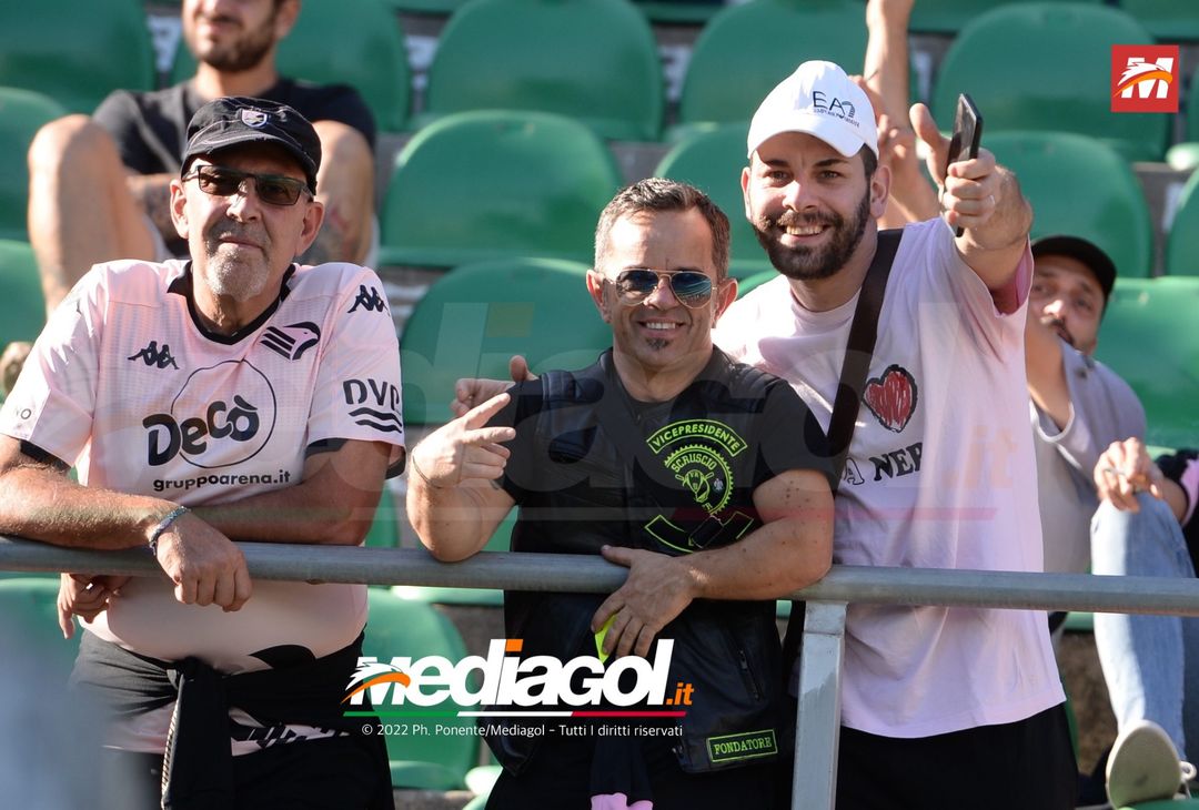 FOTOTIFO Palermo-Cittadella 0-0, i tifosi allo Stadio “Renzo Barbera” (Gallery) - immagine 38