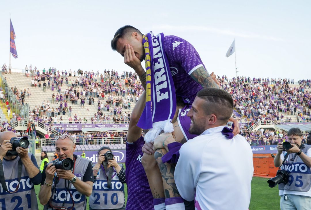 Venuti, cuore viola. Rivivi l’addio del giocatore e gli applausi del Franchi - immagine 8