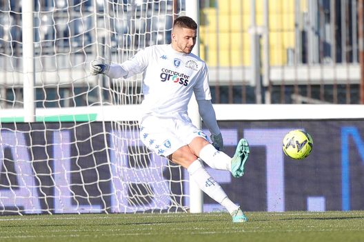 EMPOLI, ITALY - JANUARY 29: Guglielmo Vicario goalkeeper of Empoli FC in action during the Serie A match between Empoli FC and Torino FC at Stadio Carlo Castellani on January 29, 2023 in Empoli, Italy. (Photo by Gabriele Maltinti/Getty Images) Pelagotti