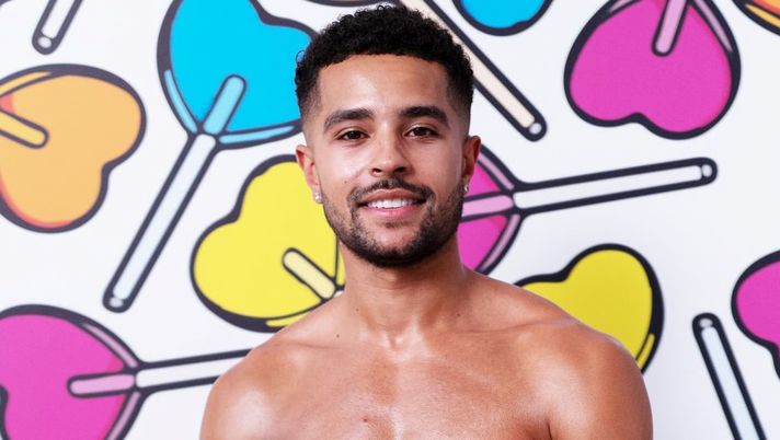 Halifax Town, Jamie Allen abbandona il ritiro per partecipare al reality Love Island - immagine 1