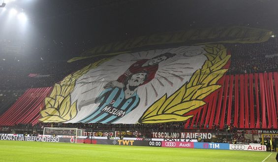 31 gennaio 2016, la coreografia della Curva Sud in Milan-Inter 3-0 (credits: GETTY Images) 31 gennaio 2016, la coreografia della Curva Sud in Milan-Inter 3-0 (credits: GETTY Images)