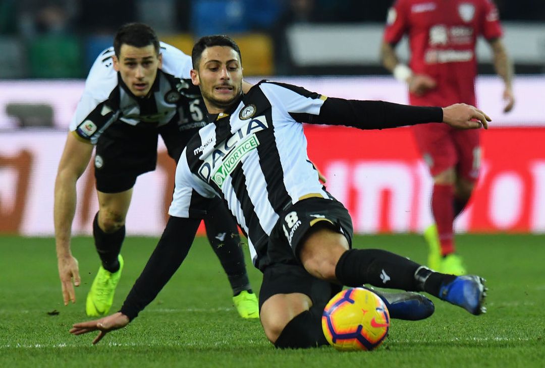  UDINE, ITALY - DECEMBER 29: Rolando Mandragora of Udinese Calcio in action during the Serie A match between Udinese and Cagliari at Stadio Friuli on December 29, 2018 in Udine, Italy.  (Photo by Alessandro Sabattini/Getty Images) 