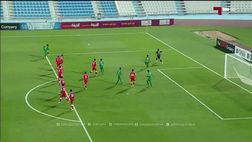 VIDEO / Qatar, un gol tutto da ridere: ma che cosa fa il portiere?