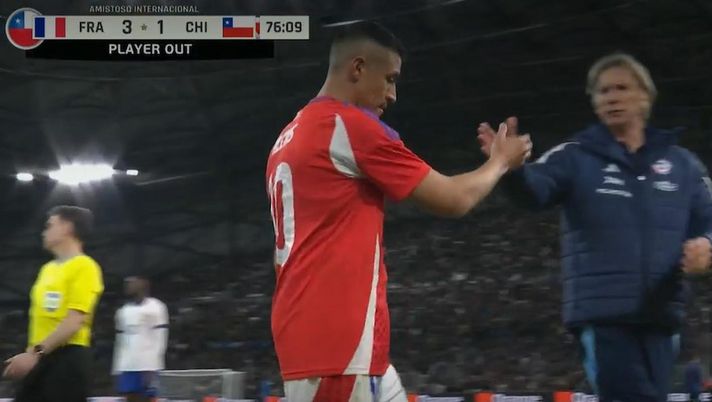 Francia-Cile, applausi per Sanchez. Ora è il terzo in Sudamerica per gare giocate - immagine 1