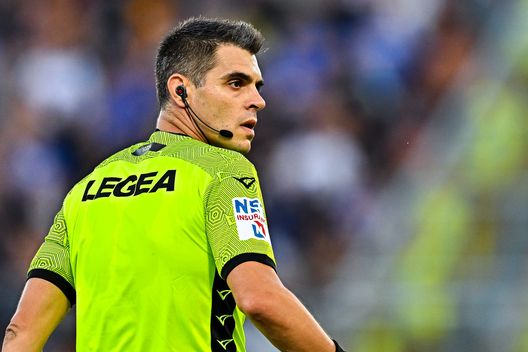 Simone Sozza (Photo by Simone Arveda/Getty Images) Chiesa: “Ottima prestazione di Sozza in Inter-Napoli, polemiche inaccettabili”- immagine 2