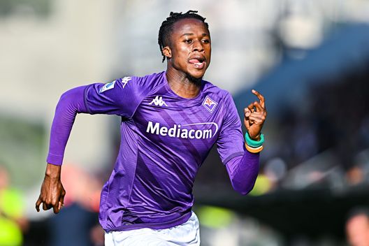 LA SPEZIA, ITALY - OCTOBER 30: Christian Kouamé of Fiorentina is seen in action during the Serie A match between Spezia Calcio and ACF Fiorentina at Stadio Alberto Picco on October 30, 2022 in La Spezia, Italy. (Photo by Simone Arveda/Getty Images) Non solo Amrabat: pronta l’opzione anche per Igor e Kouamé- immagine 2