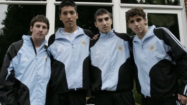 2005, Pablo Vitti titolare e Leo Messi in panchina: oggi l’attaccante fa i caffè a Rosario… 2005, Pablo Vitti titolare e Leo Messi in panchina: oggi l’attaccante fa i caffè a Rosario… - immagine 1