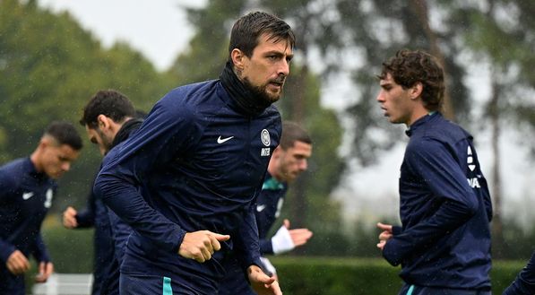 Inter-Roma, formazioni UFFICIALI: Inzaghi sceglie Acerbi. Ci sono Asllani e Calhanoglu- immagine 2
