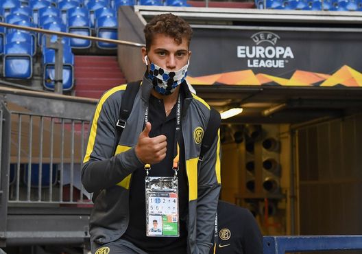 Con il rinnovo in cassaforte (l’annuncio dopo l’Europa League), l’Inter programma il futuro di Sebastiano Esposito