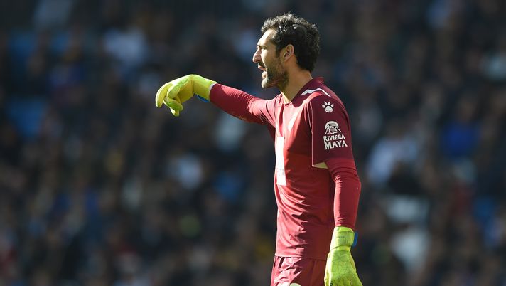 MADRID, SPAIN - DECEMBER 07: Diego Lopez of Espanyol reacts during the Liga match between Real Madrid CF and RCD Espanyol at Estadio Santiago Bernabeu on December 07, 2019 in Madrid, Spain. (Photo by Denis Doyle/Getty Images)  Liga