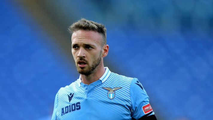 Lazio, infortunio per Lazzari: fuori contro il Bologna, sarà da valutare - immagine 1