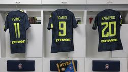 FOTO – Inter a Crotone con la terza maglia: le prime immagini dallo spogliatoio