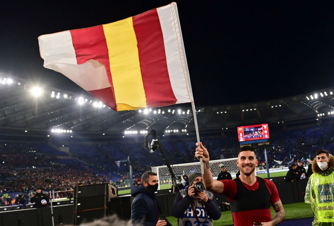 La Roma si scatena: Mancini con la bandiera, Abraham si spoglia – FOTO GALLERY - immagine 59