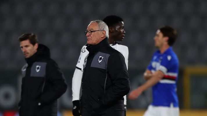 LA SPEZIA, ITALY - JANUARY 11: Claudio Ranieri manager of UC Sampdoria shows his dejection during the Serie A match between Spezia Calcio and UC Sampdoria at Stadio Alberto Picco on January 11, 2021 in La Spezia, Italy. (Photo by Gabriele Maltinti/Getty Images) LA SPEZIA, ITALY - JANUARY 11: Claudio Ranieri manager of UC Sampdoria shows his dejection during the Serie A match between Spezia Calcio and UC Sampdoria at Stadio Alberto Picco on January 11, 2021 in La Spezia, Italy. (Photo by Gabriele Maltinti/Getty Images)