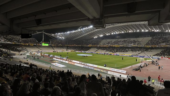 ATHENS, GREECE - OCTOBER 24: A general view of the Olympic Stadium prior to the Greek Super League match between AEK Athens FC and Panathinaikos Athens FC on October 24, 2010. (Photo by Louisa Gouliamaki/EuroFootball/Getty Images) Il Panathinaikos fa suo il derby di Atene: AEK battuto con un secco 3-0 - immagine 1