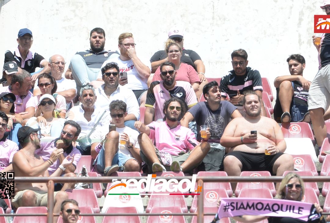 FOTOTIFO, Reggina-Palermo 3-0: i tifosi allo stadio “Oreste Granillo” (Gallery) - immagine 73