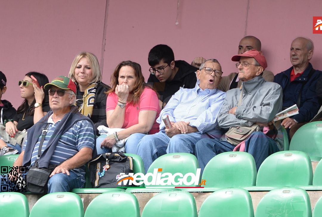 FOTOTIFO Palermo-Pisa 3-3, i tifosi allo Stadio “Renzo Barbera” (Gallery) - immagine 6