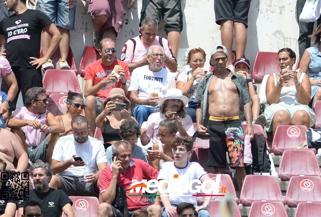 FOTOTIFO, Reggina-Palermo 3-0: i tifosi allo stadio “Oreste Granillo” (Gallery) - immagine 53