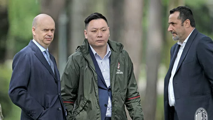 Milan Fassone, Han Li e Mirabelli a Milanello, foto acmilan.com