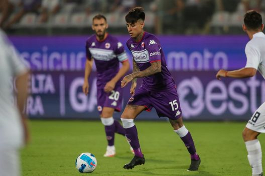 GERMOGLI PH: 13 AGOSTO 2021 FIRENZE STADIO ARTEMIO FRANCHI COPPA ITALIA FIORENTINA VS COSENZA NELLA FOTO PULGAR Adesso è ufficiale: Pulgar è un nuovo giocatore del Flamengo- immagine 2