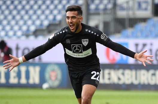 KIEL, GERMANY - MAY 24: Nicolas Gonzalez of Stuttgart celebrates his team's first goal during the Second Bundesliga match between Holstein Kiel and VfB Stuttgart at Holstein-Stadion on May 24, 2020 in Kiel, Germany. (Photo by Stuart Franklin/Getty Images) KIEL, GERMANY - MAY 24: Nicolas Gonzalez of Stuttgart celebrates his team's first goal during the Second Bundesliga match between Holstein Kiel and VfB Stuttgart at Holstein-Stadion on May 24, 2020 in Kiel, Germany. (Photo by Stuart Franklin/Getty Images)