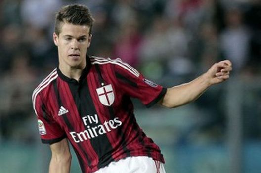 Marco Van Ginkel (fonte foto: www.dailystar.co.uk) Marco Van Ginkel (fonte foto: www.dailystar.co.uk)