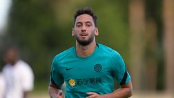 Inter, tegola Calhanoglu: l’esito degli esami