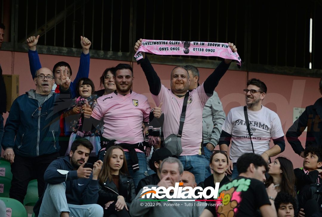 Fotogallery, i tifosi allo stadio per Palermo-Triestina 1-1 - immagine 57