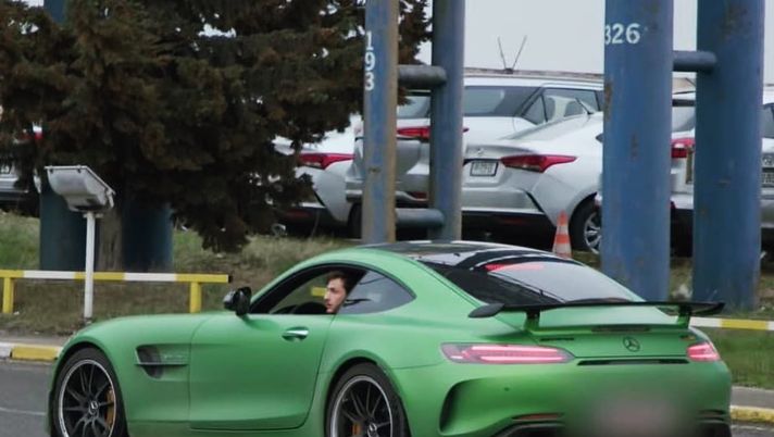 Dalla Mercedes di Kvara alla Panda di Spalletti: tutte le auto degli azzurri - immagine 1