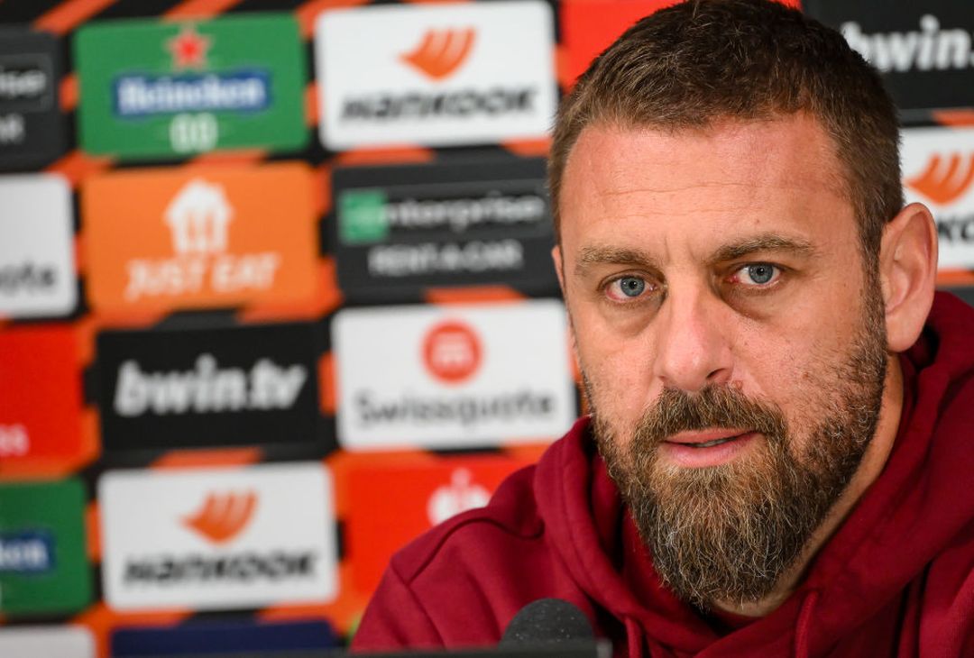 Roma, la conferenza stampa di De Rossi e Dybala alla vigilia del Milan – FOTO GALLERY - immagine 8