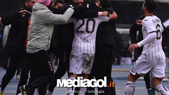 Franco Vazquez: “Palermo, il mio erede è Robin Quaison. Nazionale? Rispetto Conte, ma…” Franco Vazquez: “Palermo, il mio erede è Robin Quaison. Nazionale? Rispetto Conte, ma…”