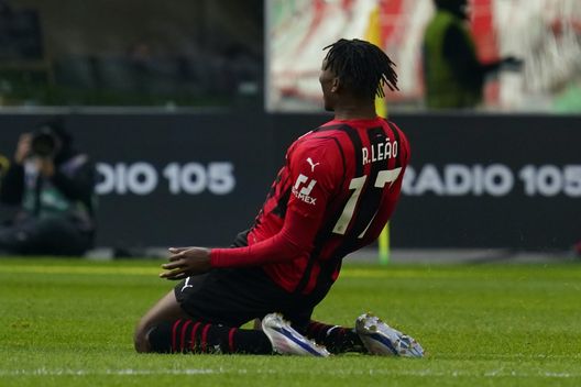 Rafael Leao (attaccante AC Milan) esulta per il suo gol in Milan-Sampdoria 1-0 (Serie A 2021-2022) | News (Getty Images) Rafael Leao AC Milan