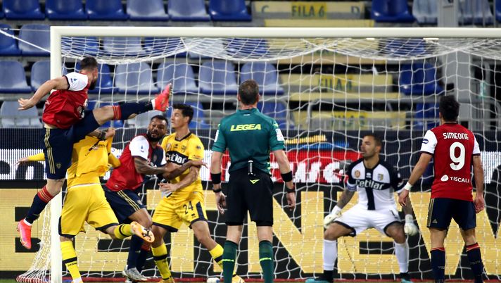 CAGLIARI, ITALY - APRIL 17: Alberto Cerri of Cagliari scores the goal of 4-3 during the Serie A match between Cagliari Calcio and Parma Calcio at Sardegna Arena on April 17, 2021 in Cagliari, Italy. (Photo by Enrico Locci/Getty Images) CAGLIARI, ITALY - APRIL 17: Alberto Cerri of Cagliari scores the goal of 4-3 during the Serie A match between Cagliari Calcio and Parma Calcio at Sardegna Arena on April 17, 2021 in Cagliari, Italy. (Photo by Enrico Locci/Getty Images)