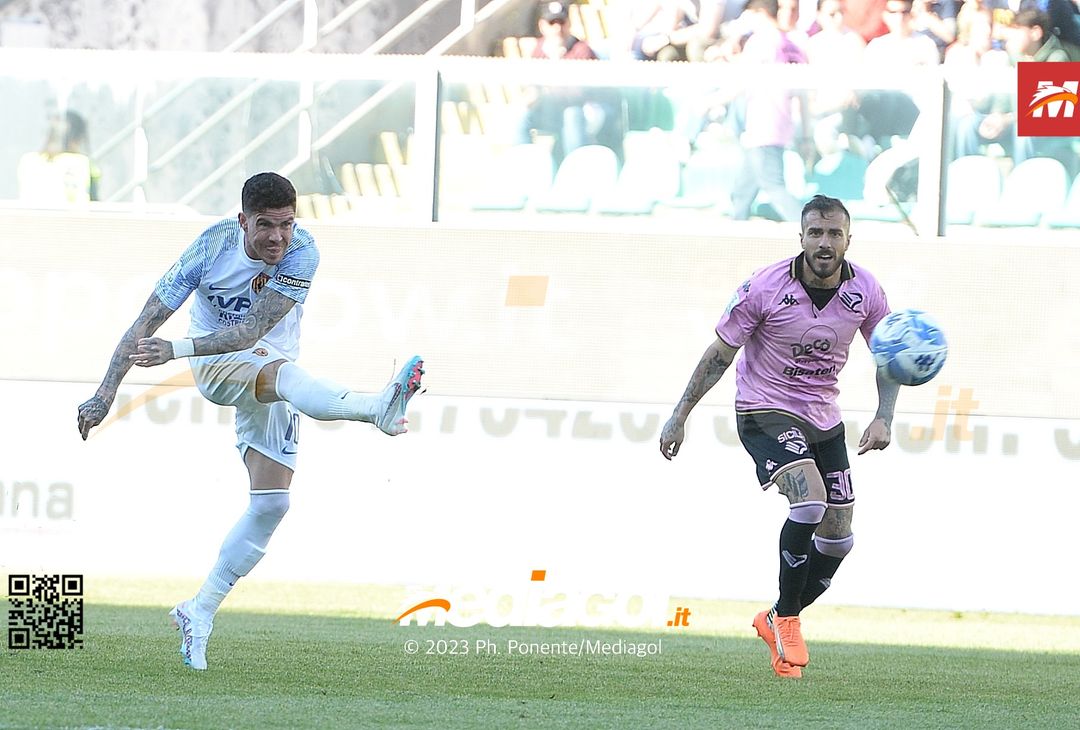 FOTO Palermo-Benevento 1-1, 34ª giornata di Serie B 2022-2023 (La Gallery) - immagine 7