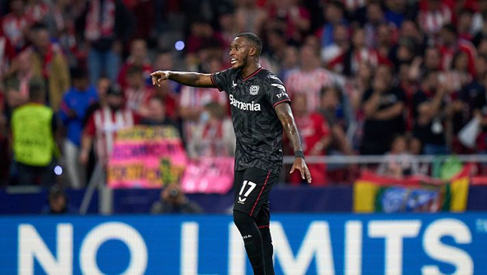 MADRID, SPAIN - OCTOBER 26: Callum Hudson-Odoi of Bayer 04 Leverkusen celebrates with teammates after scoring their team's second goal during the UEFA Champions League group B match between Atletico Madrid and Bayer 04 Leverkusen at Civitas Metropolitano Stadium on October 26, 2022 in Madrid, Spain. (Photo by Angel Martinez/Getty Images) Va in Qatar, ma con chi? Hudson-Odoi deve ancora scegliere… - immagine 1