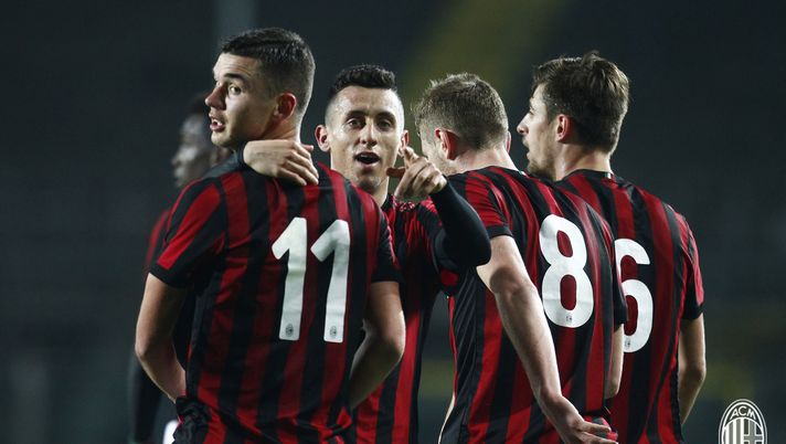 Un'esultanza del Milan Primavera