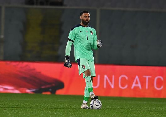 FLORENCE, ITALY - OCTOBER 07: Salvatore Sirigu of Italy in action during the international friendly match between Italy and Moldova at Artemio Franchi on October 7, 2020 in Florence, Italy. (Photo by Claudio Villa/Getty Images) FLORENCE, ITALY - OCTOBER 07: Salvatore Sirigu of Italy in action during the international friendly match between Italy and Moldova at Artemio Franchi on October 7, 2020 in Florence, Italy. (Photo by Claudio Villa/Getty Images)