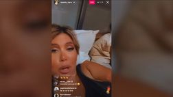 VIDEO / Wanda, che combini? Finisce nuda sui social: viene avvertita dai fan
