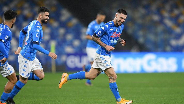 NAPLES, ITALY - JANUARY 31: Matteo Politano of SSC Napoli celebrates after scoring their side's second goal during the Serie A match between SSC Napoli and Parma Calcio at Stadio Diego Armando Maradona on January 31, 2021 in Naples, Italy. Sporting stadiums around Italy remain under strict restrictions due to the Coronavirus Pandemic as Government social distancing laws prohibit fans inside venues resulting in games being played behind closed doors. (Photo by Francesco Pecoraro/Getty Images ) NAPLES, ITALY - JANUARY 31: Matteo Politano of SSC Napoli celebrates after scoring their side's second goal during the Serie A match between SSC Napoli and Parma Calcio at Stadio Diego Armando Maradona on January 31, 2021 in Naples, Italy. Sporting stadiums around Italy remain under strict restrictions due to the Coronavirus Pandemic as Government social distancing laws prohibit fans inside venues resulting in games being played behind closed doors. (Photo by Francesco Pecoraro/Getty Images )