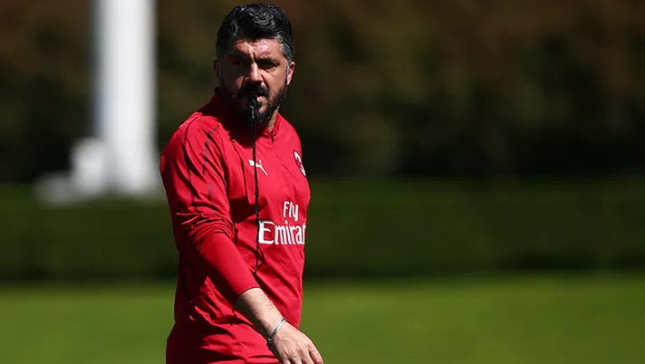 Gennaro Gattuso, ex tecnico del Milan, durante un allenamento a Milanello (credits: acmilan.com)
